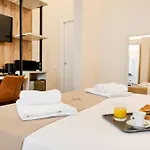 Florence Medali Rooms